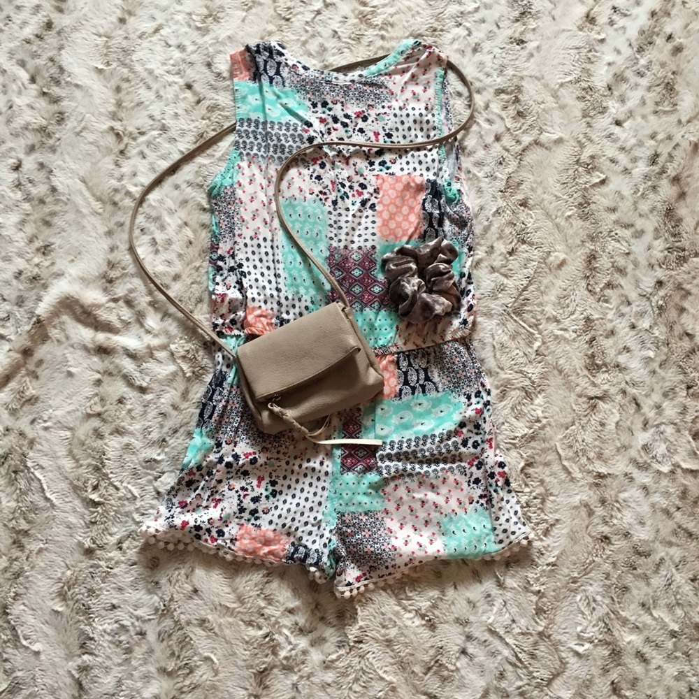 Patterned romper